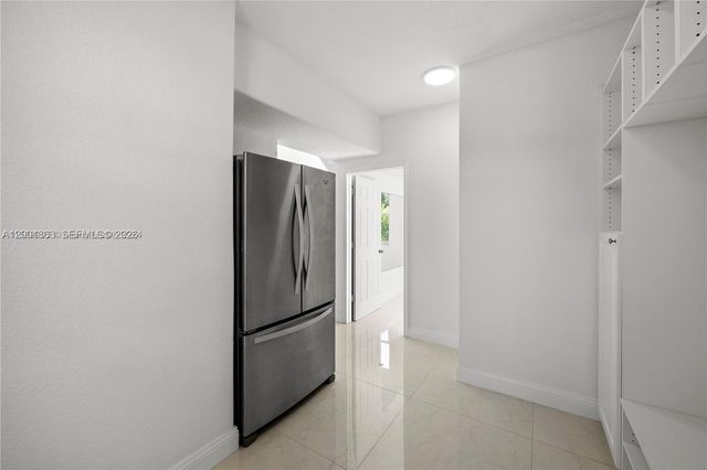 16449 SW 84th Pl, Palmetto Bay, FL 33157