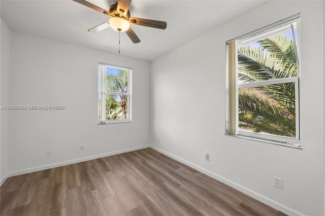 16449 SW 84th Pl, Palmetto Bay, FL 33157