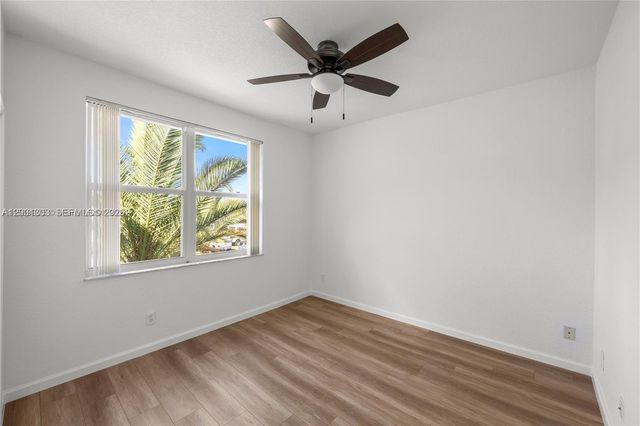 16449 SW 84th Pl, Palmetto Bay, FL 33157