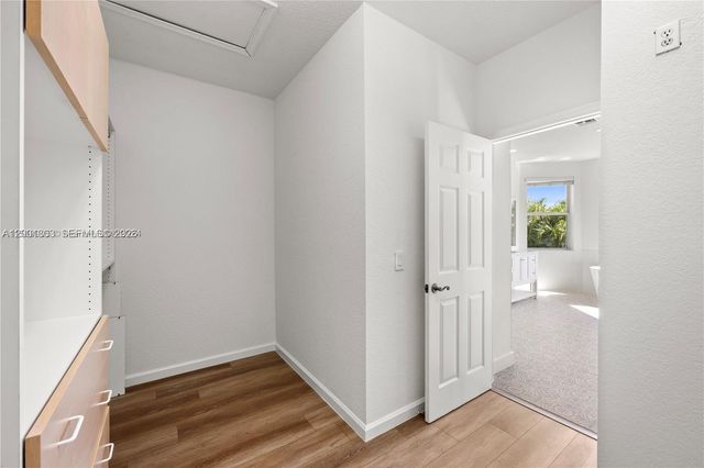 16449 SW 84th Pl, Palmetto Bay, FL 33157