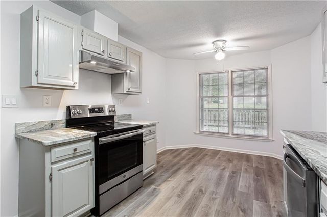 605 Garden Court, Atlanta, GA 30328