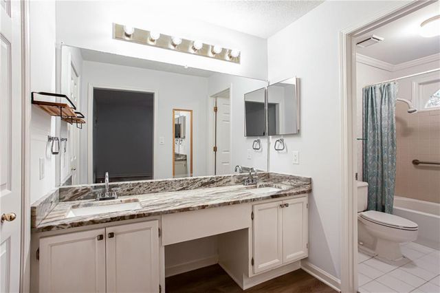 605 Garden Court, Atlanta, GA 30328