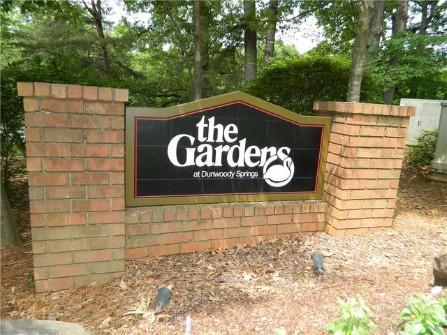 605 Garden Court, Atlanta, GA 30328