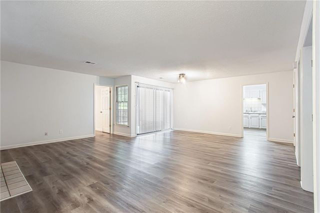 605 Garden Court, Atlanta, GA 30328