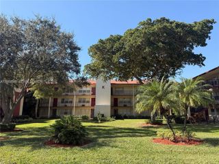 100 SW 132nd Way 310K, Pembroke Pines, FL 33027