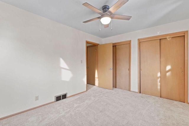 8934 W Tripoli AVENUE, Milwaukee, WI 53228