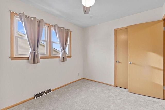 8934 W Tripoli AVENUE, Milwaukee, WI 53228