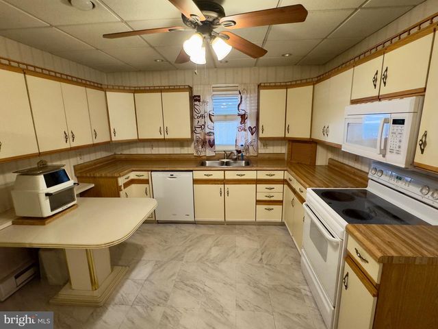 58 DUBOIS AVENUE AVE, Bridgeton, NJ 08302