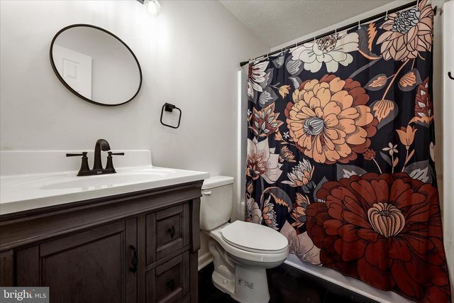 181 BROOK VIEW RD, Front Royal, VA 22630