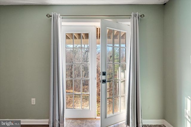 181 BROOK VIEW RD, Front Royal, VA 22630