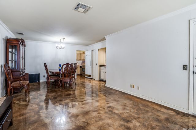 5359 Fredericksburg Rd Apt 515, San Antonio, TX 78229