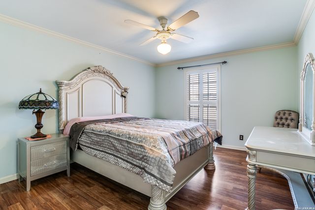 5359 Fredericksburg Rd Apt 515, San Antonio, TX 78229