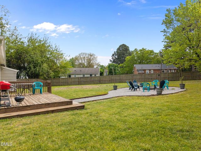 718 E Azalea Court, Fuquay Varina, NC 27526