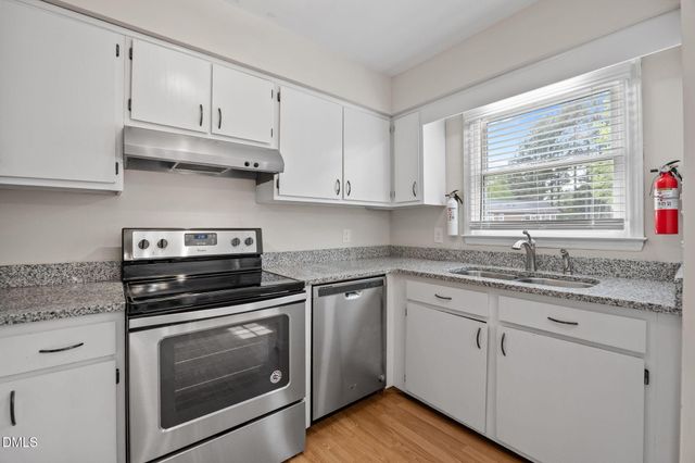 718 E Azalea Court, Fuquay Varina, NC 27526