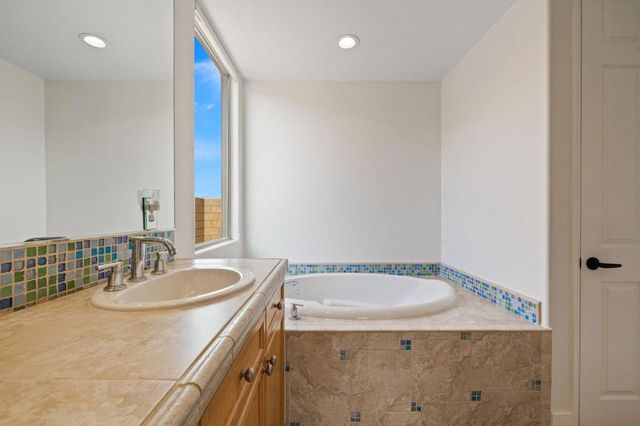 74053 Chinook Circle, Palm Desert, CA 92211