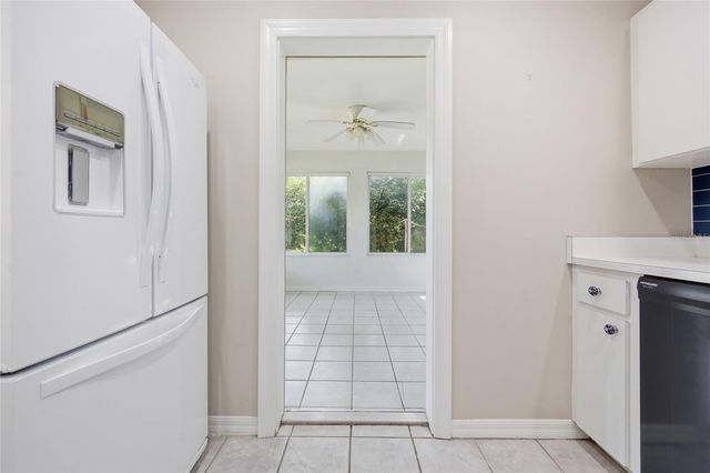 25249 SW 18TH AVENUE, Newberry, FL 32669