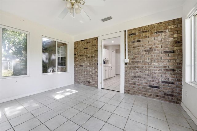 25249 SW 18TH AVENUE, Newberry, FL 32669
