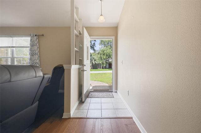 25249 SW 18TH AVENUE, Newberry, FL 32669