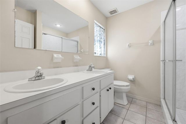 25249 SW 18TH AVENUE, Newberry, FL 32669