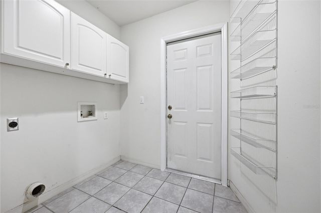 25249 SW 18TH AVENUE, Newberry, FL 32669