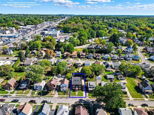 99 S Myers, Sharon, PA 16146