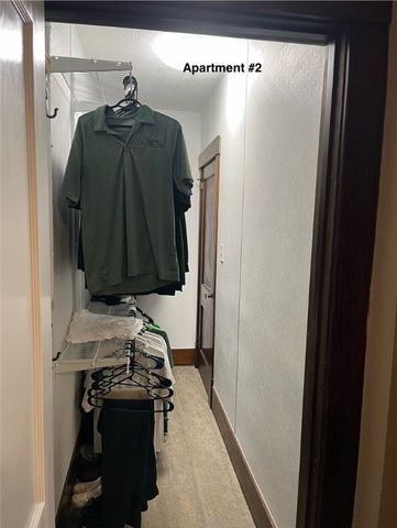 99 S Myers, Sharon, PA 16146