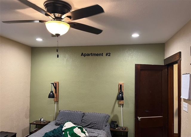 99 S Myers, Sharon, PA 16146