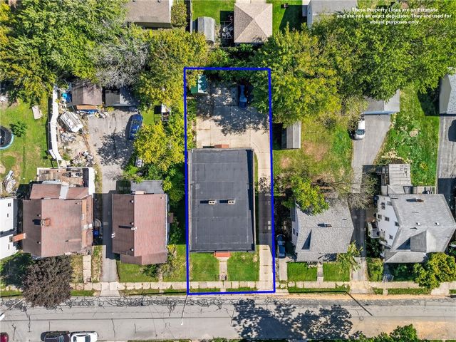 99 S Myers, Sharon, PA 16146