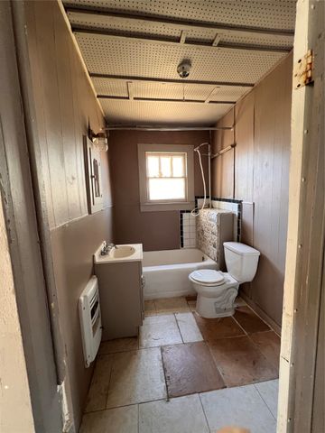 316 E 7th Street, Coleman, TX 76834