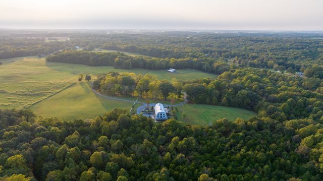 3795 Turnersville Rd, Cedar Hill, TN 37032