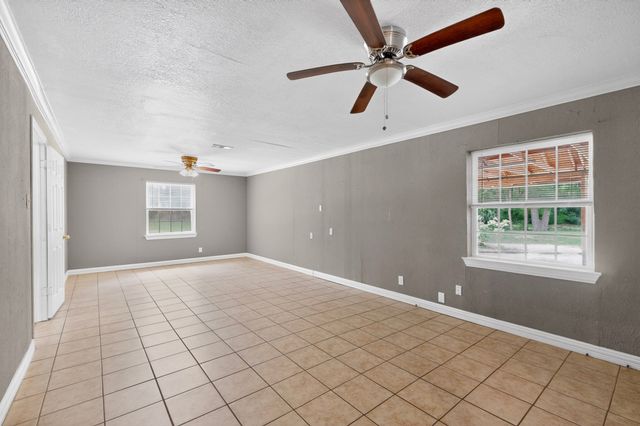 513 Ten Mile Drive, Desoto, TX 75115