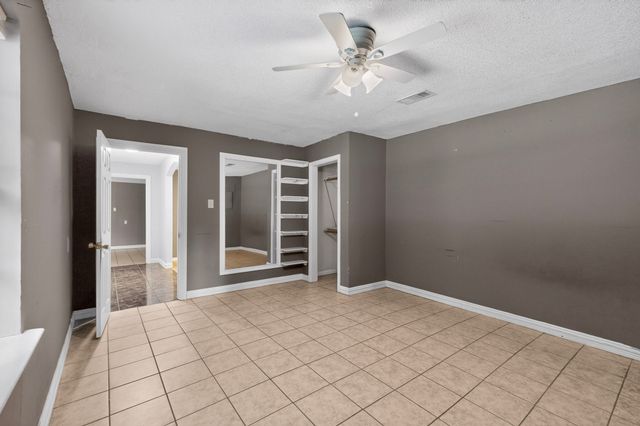 513 Ten Mile Drive, Desoto, TX 75115