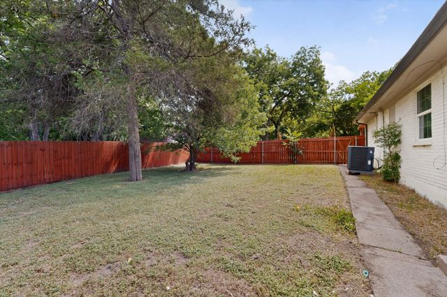513 Ten Mile Drive, Desoto, TX 75115