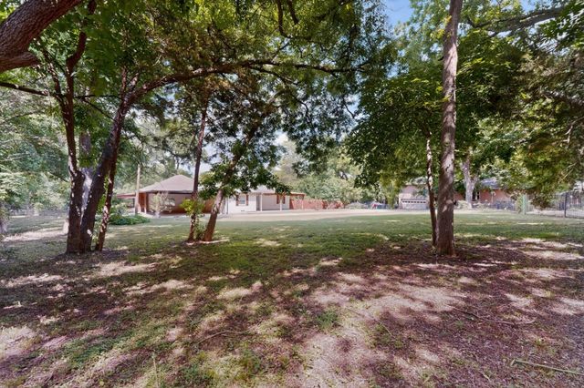 513 Ten Mile Drive, Desoto, TX 75115