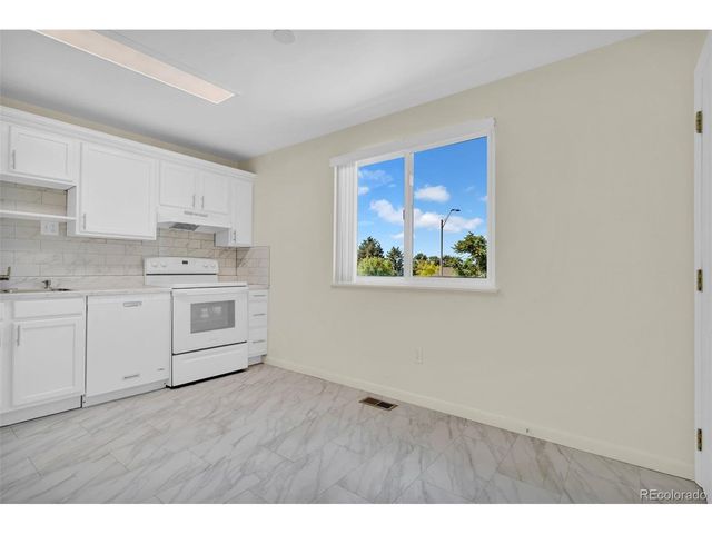 16219 E Linvale Ave, Aurora, CO 80013