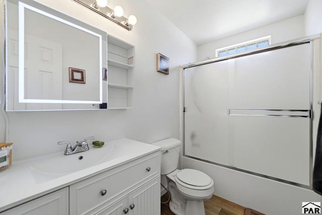 458 W Lookout Dr, Pueblo, CO 81007