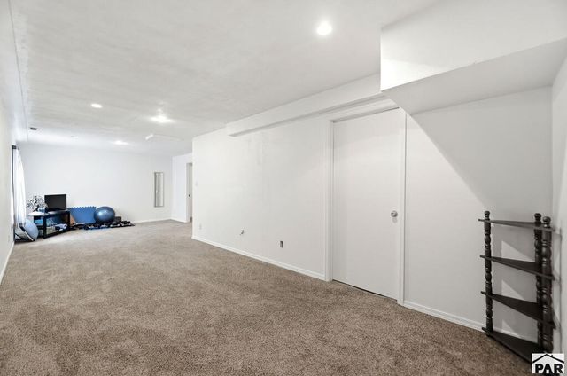 458 W Lookout Dr, Pueblo, CO 81007