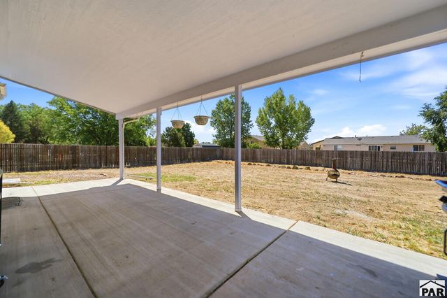 458 W Lookout Dr, Pueblo, CO 81007