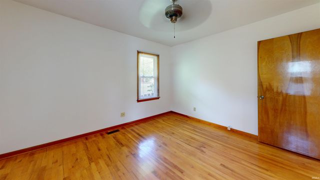 1914 N Thomas Avenue, Evansville, IN 47711