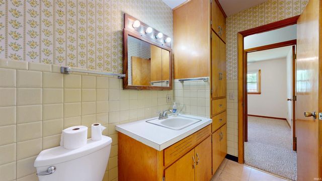 1914 N Thomas Avenue, Evansville, IN 47711