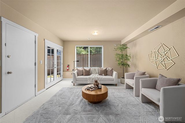 2421 NE 180th Street, Shoreline, WA 98155