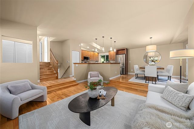 2421 NE 180th Street, Shoreline, WA 98155