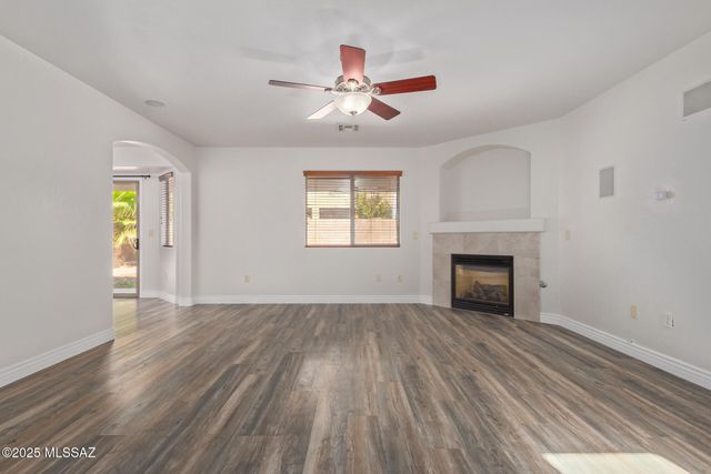 6613 S Chinese Lanterns Drive, Tucson, AZ 85756