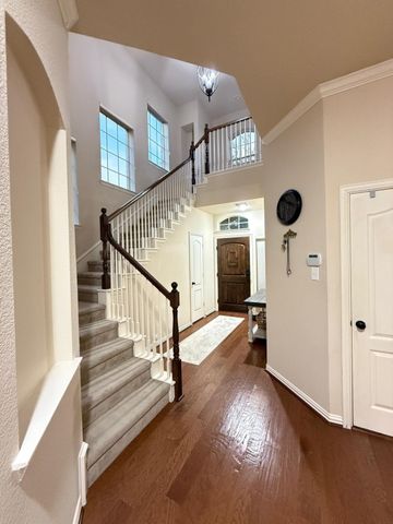 300 Eastland Drive, Lewisville, TX 75056