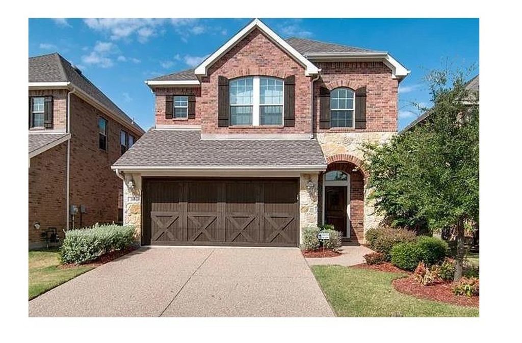 300 Eastland Drive, Lewisville, TX 75056