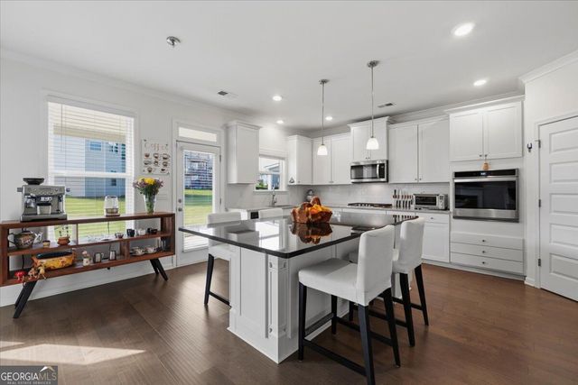 1250 Hawthorne Circle, Madison, GA 30650