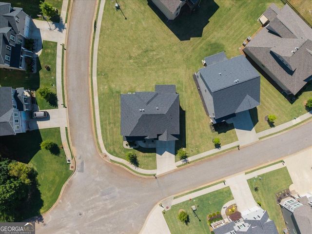 1250 Hawthorne Circle, Madison, GA 30650