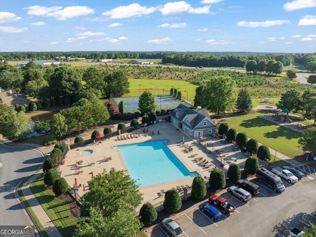 1250 Hawthorne Circle, Madison, GA 30650