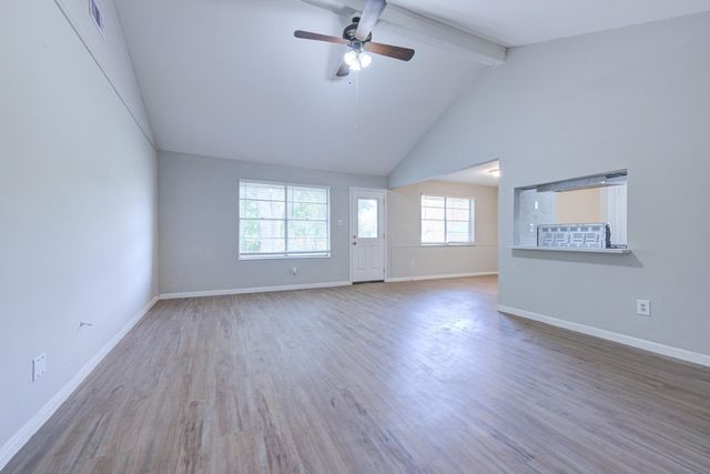 2035 Deerhurst Lane, Houston, TX 77088
