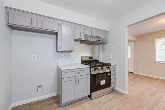 2035 Deerhurst Lane, Houston, TX 77088